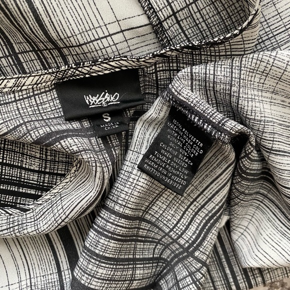 Mossimo Racerback Blouse - Picture 5 of 5